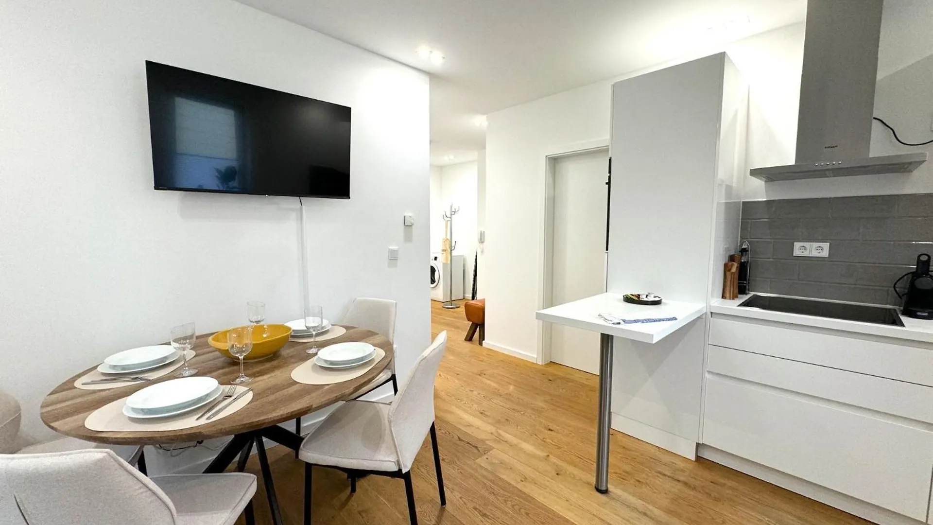 Ma Suite - Urban Apartment City Center - Private Parking 2-4P Augsburg 0*,